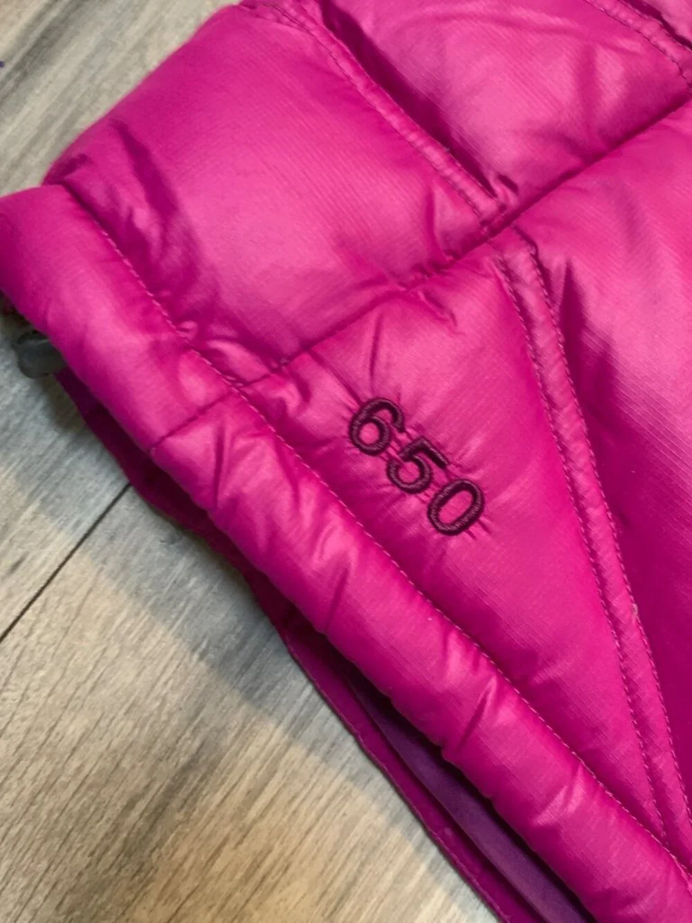 Cabela’s Women’s Goose Down Medium 650 Puffer Vest Pink